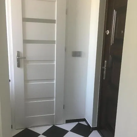 - Kawalerka Na Wynajem Apartment *